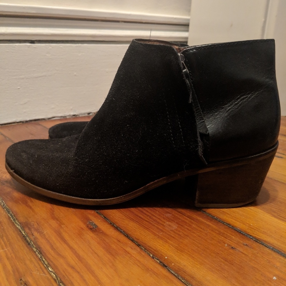 Madewell chelsea black leather and suede boots